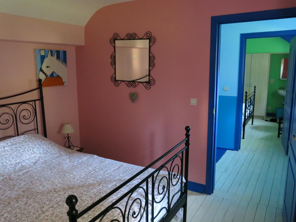 Gite De La Conciergerie Du Cheval Blanc Luttre Kamer foto