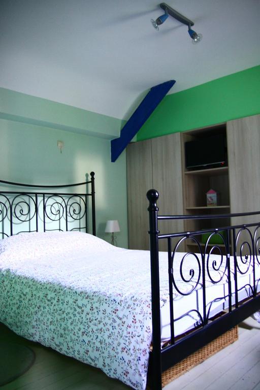 Gite De La Conciergerie Du Cheval Blanc Luttre Kamer foto
