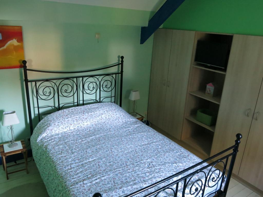 Gite De La Conciergerie Du Cheval Blanc Luttre Kamer foto